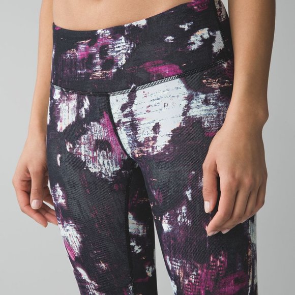 Lululemon Wunder Under Crop III Legging Size 6 Kara Blossom Yoga Black Pink - Picture 3 of 11